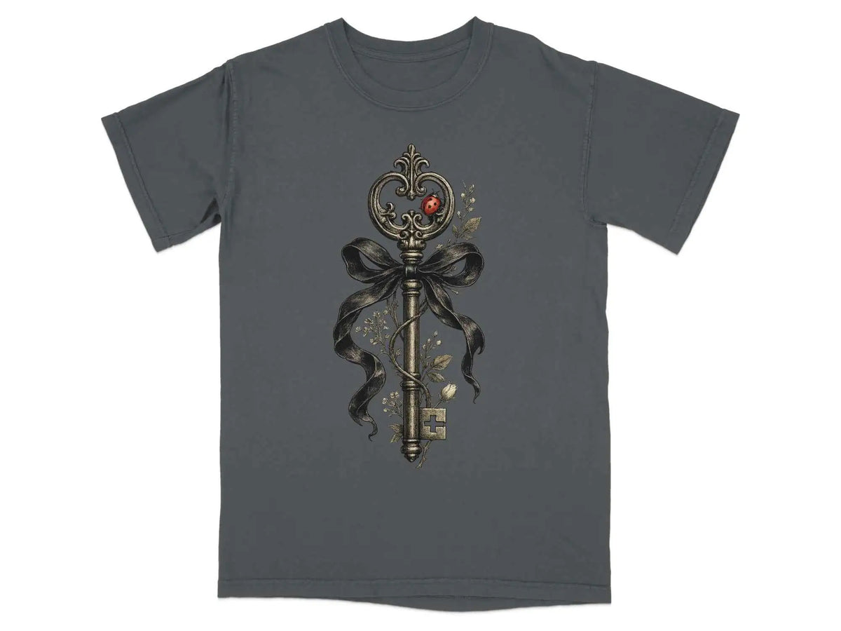 Keeper of the Luck Graphic Tee S